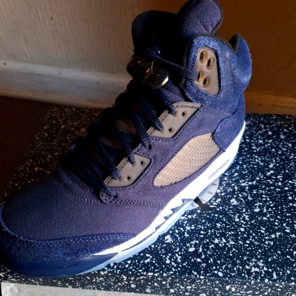 Jordan 5 - Picture 3 of 4